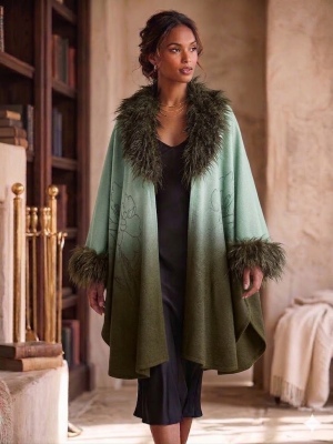 img/products/accessories/scarves/xCAPE285GRN_900.jpg