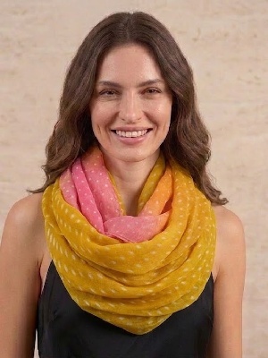 img/products/accessories/scarves/xNW688-41-F_900.jpg