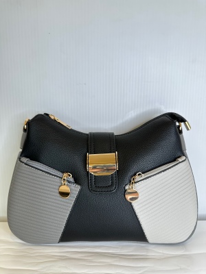 img/products/handbags/HBT1338-BLK(A)_900.jpeg