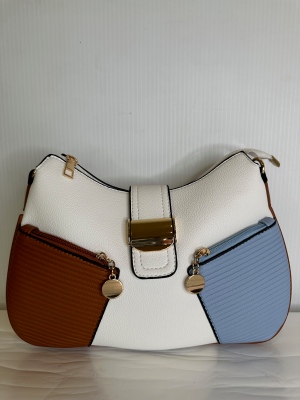 img/products/handbags/HBT1338-WHT(A)_900.jpeg
