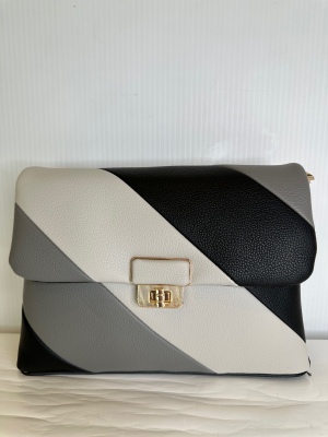 img/products/handbags/HBT1359-BLK(A)_900.jpeg