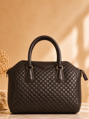 img/products/handbags/xHBM8519BLK_900.jpeg