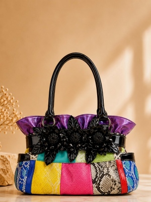 img/products/handbags/xHBW1483_900.jpeg